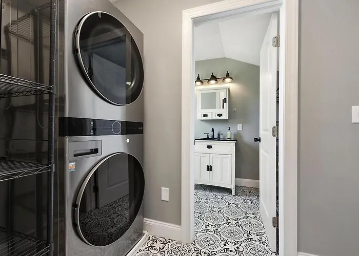 Apartment Private At North Shore Nest Pittsburgh