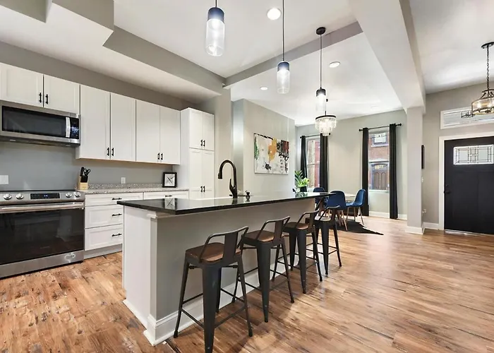 Apartment Private At North Shore Nest Pittsburgh