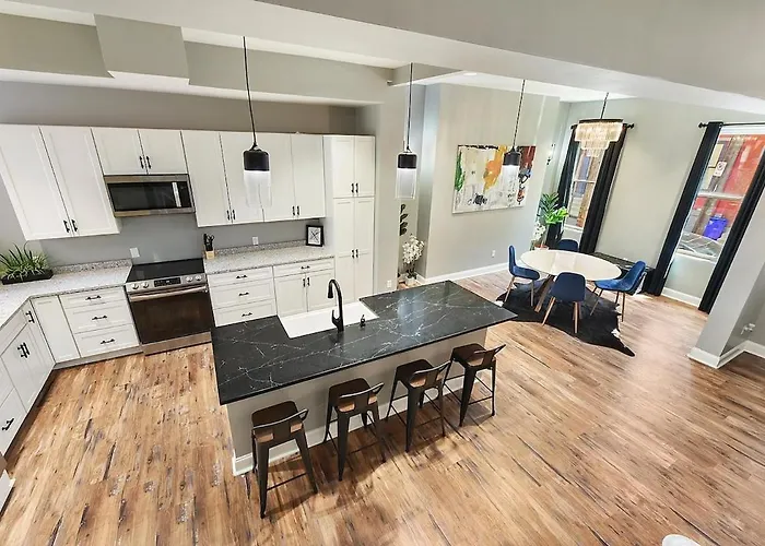 Apartment Private At North Shore Nest Pittsburgh