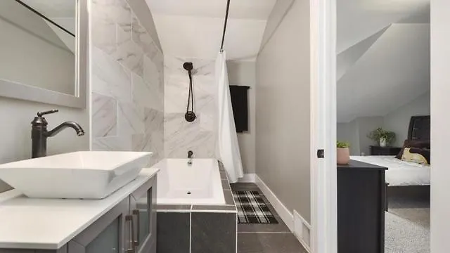 Private At North Shore Nest Apartment Pittsburgh